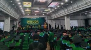 mahasiswa-Universitas-Nahdlatul-Ulama-di-wisuda